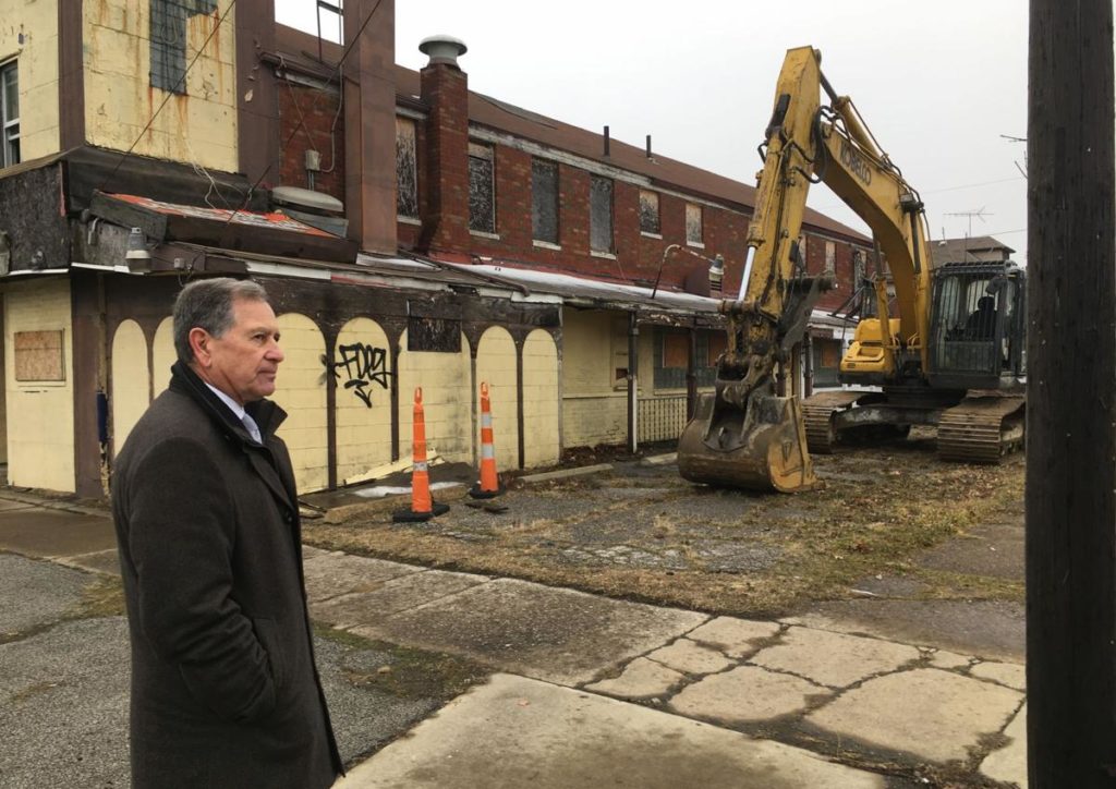 South Lorain El Patio demolition to start